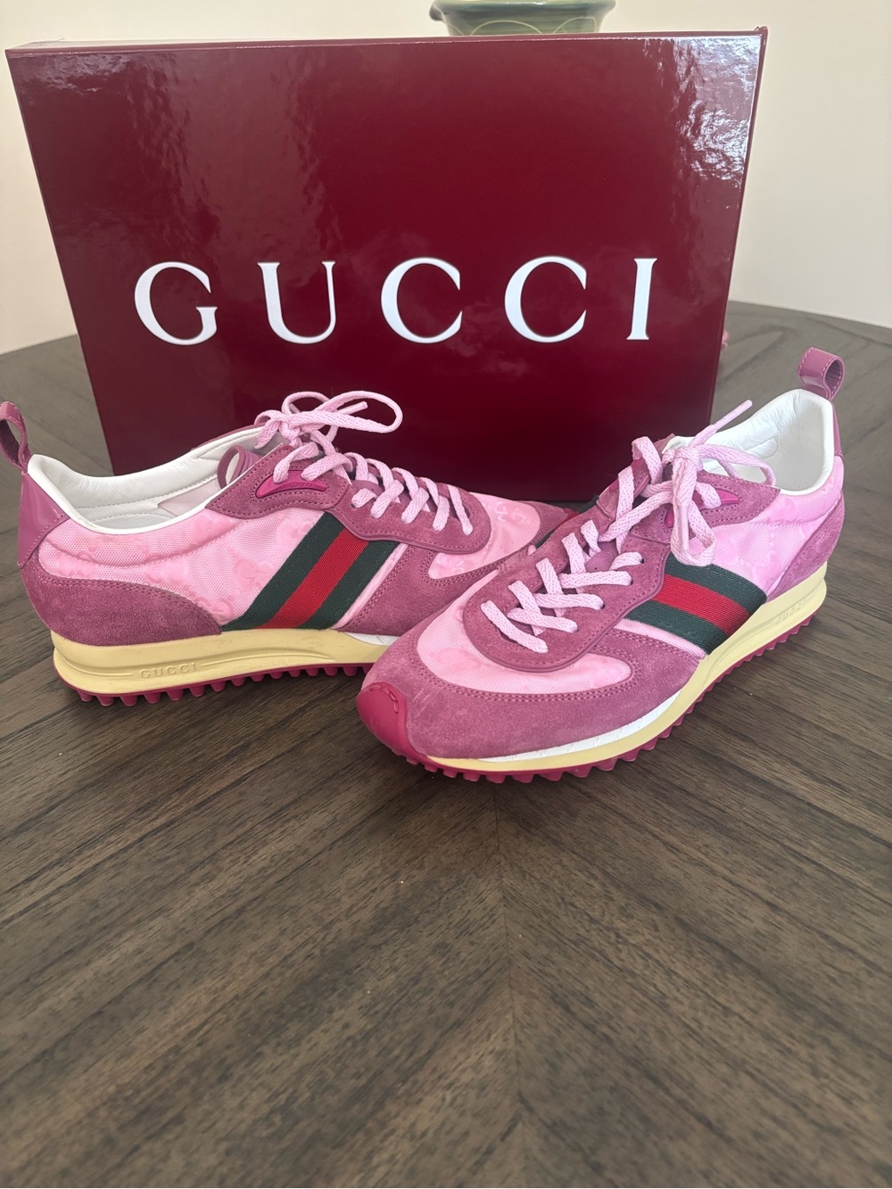 AUTHENTIC Gucci Two-Tone Pink Suede & Canvas Low-Top Sneakers